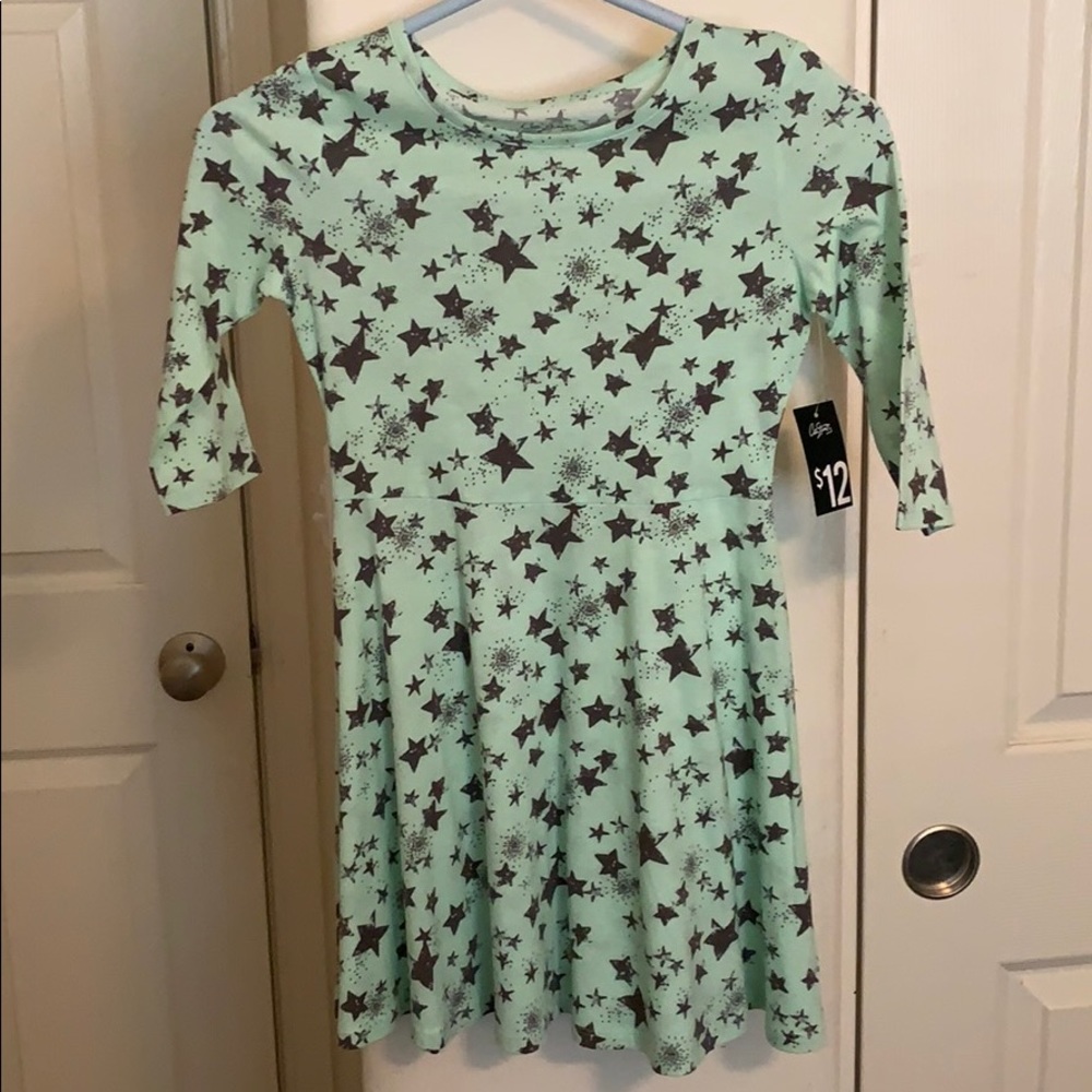 Girls dress
